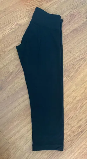 Capris thumbnail 2