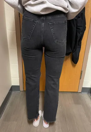 Jeans thumbnail 3