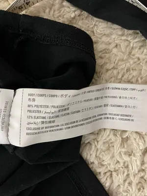 Hollister Black Long-Sleeve Henley Crop Top thumbnail 6