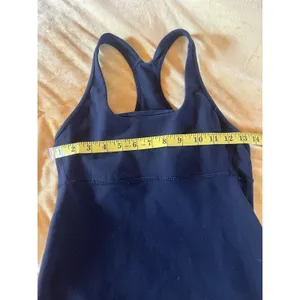Lululemon Women's Black Tank Top Size 6 thumbnail 2