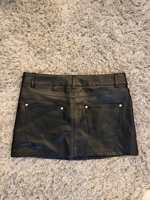 Edikted Black Leather Mini Skirt thumbnail 2