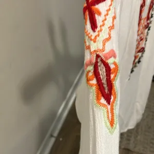 Hagel Embroidered pleasant blouse high low thumbnail 3