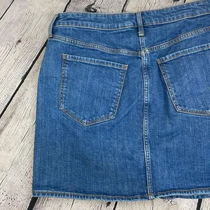 Old Navy Blue Mini Casual Denim Jean distressed skirt size 16 thumbnail 9