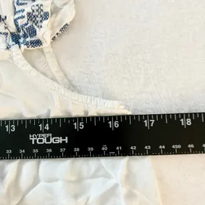 Chloe K Embroidered Babydoll Tank Top Womens Size L White Blue Boho Rayon‎ 5307 thumbnail 2