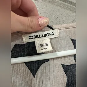 Buckle Women's Top - Black and Cream thumbnail 3