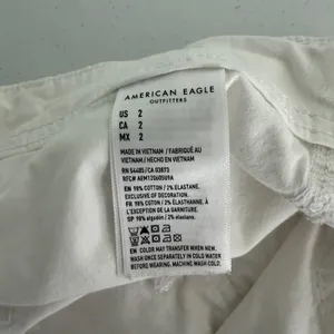 American Eagle Cargo Shorts Womens Size 2 90's Boyfriend Stretch Raw Hem White thumbnail 9