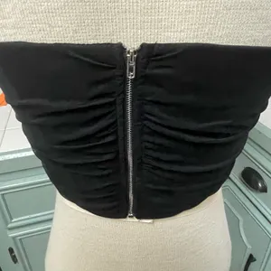 Black Cropped Strapless Top Zip Up Festival Goth NYE Sz Medium Club Indie Sleaze thumbnail 4
