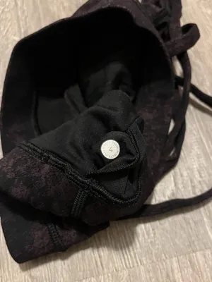 Lululemon Energy Bra Women’s Size 4 Black Purple Activewear Athletic Atheleisure thumbnail 6