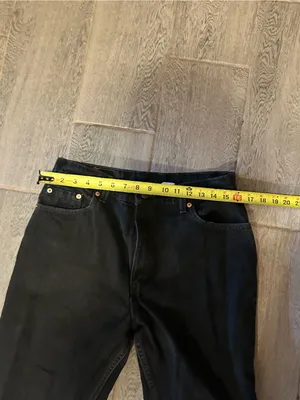 Levis 550 Black relaxed fit tapered leg Jeans size 14 petite thumbnail 2