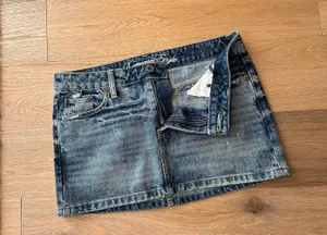 American Eagle Vintage jean skirt size 6 thumbnail 5