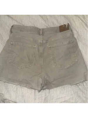 American Eagle Outfitters Women's Light Gray/tan Jean cutoff Shorts thumbnail 3