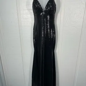 MAC DUGGAL Black Sequined Spaghetti Strap Mermaid Dress Size 4 NWOT thumbnail 4