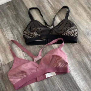 Lululemon Awake To Lace Bra 34B lot Plumful/smoky blush and black/nude thumbnail 2