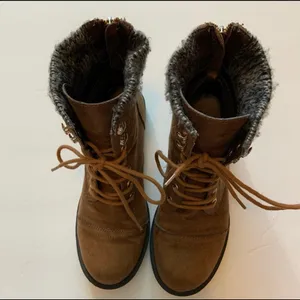 Curfew Combat Boots Tan Size 7 thumbnail 4