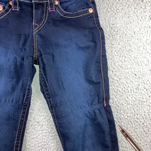 True Religion Low Rise Capri Jeans Womens 25x23.5 Blue Y2K Pink Stitch Logo Flaw thumbnail 4
