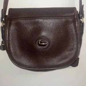 ✨Vintage Dooney & Bourke Awl Leather Compartment Flap Brown Bag✨ thumbnail 4