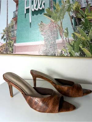 Pazzion Brown Crocodile Embossed Stiletto Mule Heels Open Toe Size 11 3.5in thumbnail 4