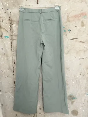Abercrombie Sloane Tailored Pleated Trouser Pant in Sage Green thumbnail 4