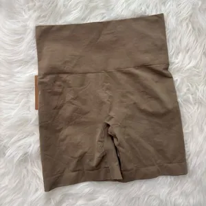 Skims Soft Smoothing Seamless Short Desert Size Small thumbnail 6