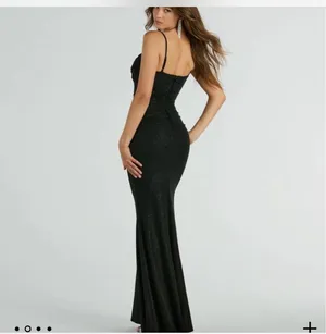 Black maxi bodycon dress with cut-out detail Windsor Harley Sleeveless Cutout Bodycon Glitter Formal Dress thumbnail 2