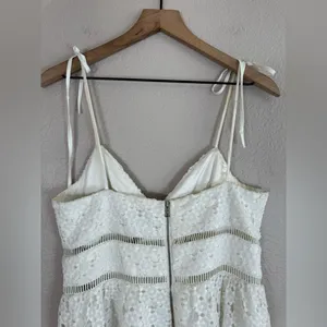 Bardot Botanical White Lace Midi Dress in Ivory size 8 Medium $139 Revolve Bride thumbnail 9