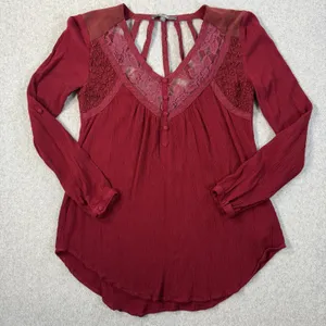 Miss Me Women's XS Burgundy Cut Out Lace V-Neck Blouse Roll Tab Long Sleeve thumbnail 1