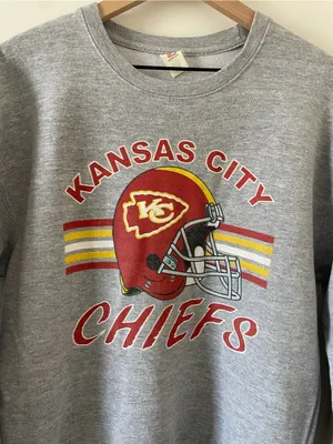 Bespoke Kansas City Chiefs Gray Crewneck Sweatshirt thumbnail 2