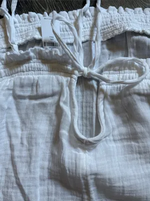 Old Navy Crinkle Gauze Tank Top Spaghetti Strap XXLT Key Hole Elastic Tie Back thumbnail 6