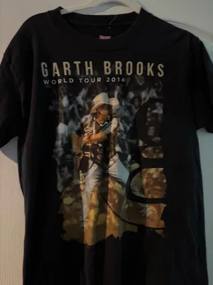 Hanes Garth Brooks World Tour 2014 Black Graphic Tee thumbnail 2