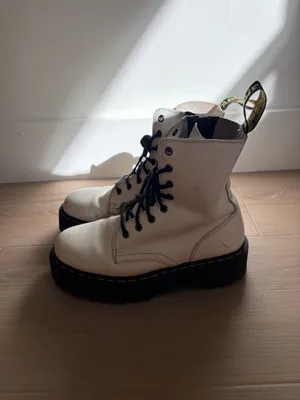 Dr. Martens Jadon platforms thumbnail 4