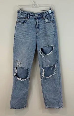 American Eagle Curvy 90's Straight Distressed Light Blue Jeans Size 6 thumbnail 1