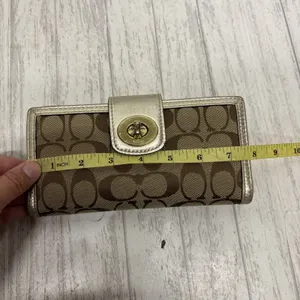 Coach turn lock Signature Brown Tan Gold Wallet With Insert thumbnail 10