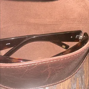FOSSIL Brown Leather sunglasses with Sunglasses Case thumbnail 3