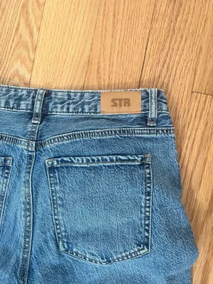 ASOS Flare Jeans Cropped thumbnail 5