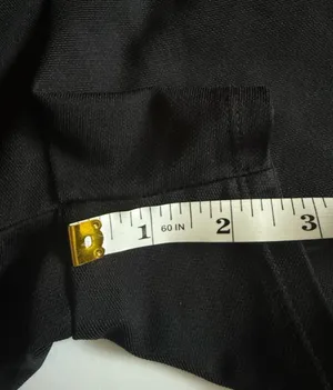 Under Armour loose shorts. Women's size medium thumbnail 4