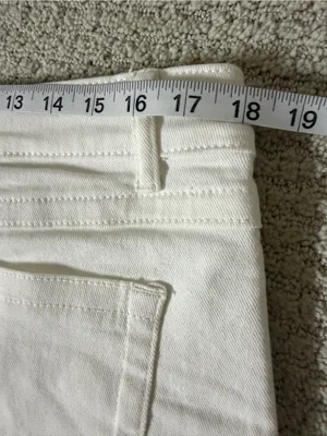 Edikted White Jagger Low Rise Denim Shorts Sz L New without tags thumbnail 7