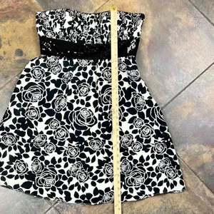 White House Black Market Silk Floral Sequined Sleeveless Mini Dress 12 thumbnail 5