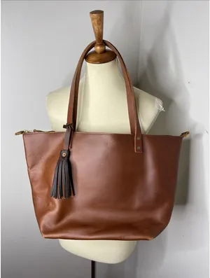 Portland Leather Brown Zipper Almost Perfecgt Leather Tote Large thumbnail 1