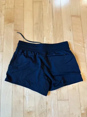 North Face Shorts thumbnail 2