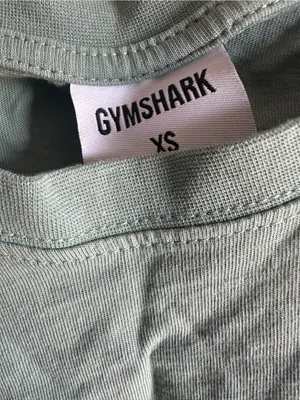 17.  Gymshark xs/s set 2 pc bundle thumbnail 4