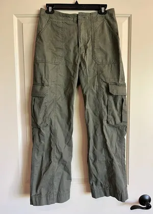Abercrombie size 27/4 S Olive Cargo Pants thumbnail 1