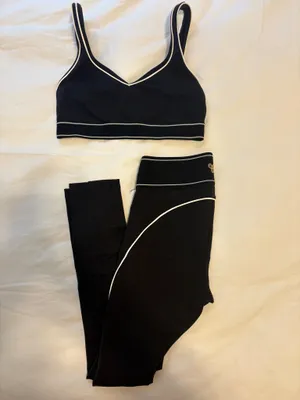 Aritzia TNA Workout Set thumbnail 3