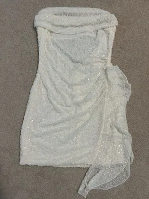 Oh Polly Beautiful Strapless White Dress thumbnail 5