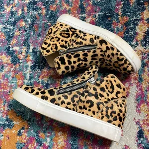 Steve Madden Caliber Leopard Wedge Sneaker Bootie size 6 Mobwife thumbnail 6
