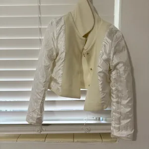 Elegant Cream Women's Jacket In S thumbnail 6