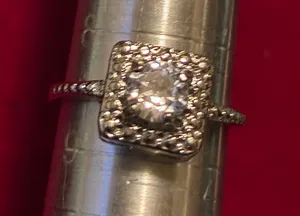 Elegant Cushion-Cut Square Sparkle Halo Ring Sz 8.5 thumbnail 1