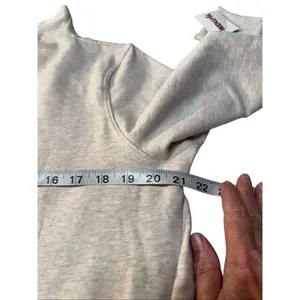 YOGALICIOUS Cloud Plush Womans Sweatshirt Sz L Oatmeal NWT thumbnail 6