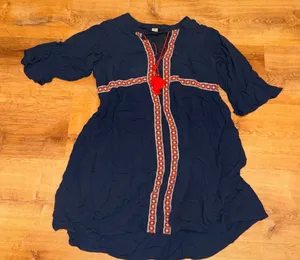 Old navy dress  thumbnail 1