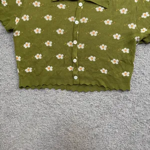 Cider Olive Green Floral Knit Collared Short-Sleeve Scalloped Button Crop Top thumbnail 5