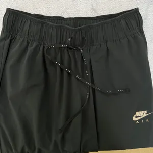 Nike Air Running‎ Pants Reflective Stripe Joggers Lightweight Black Size Medium thumbnail 7